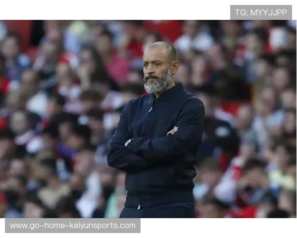 热刺陷入信任危机 球迷嘘声与更衣室冷漠揭示球队深层矛盾 热刺陷入信任危机 球迷嘘声与更衣室冷漠揭示球队深层矛盾