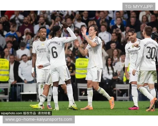 西甲姆巴佩梅开二度贝林厄姆建功皇马豪取六连胜大胜瓦伦西亚