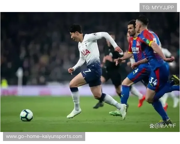 欧洲激情夜:拜仁3-0豪取15连胜切尔西1-0力克热刺鏖战胜利 欧洲激情夜:拜仁3-0豪取15连胜切尔西1-0力克热刺鏖战胜利