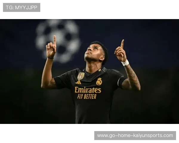 极致射门的启示：皇马罗德里戈禁区上方推射皮球旋入死角的力量