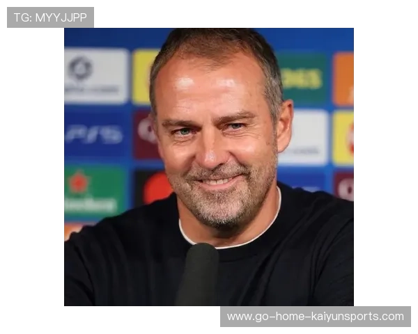 拉什福德外线传中制造混乱入球